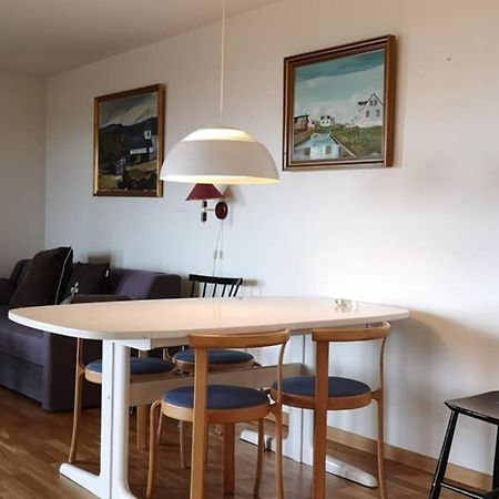 Large Apartment With Fabulous View Of Tórshavn Kültér fotó